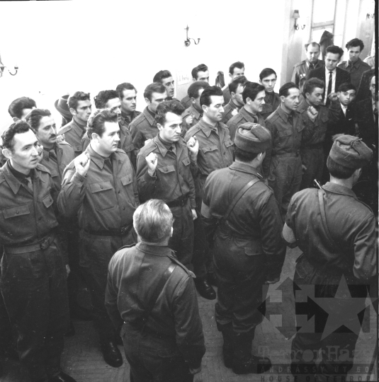 THM-BJ-00029 - Munkásőr századgyűlés Iregszemcsén az 1960-as években 