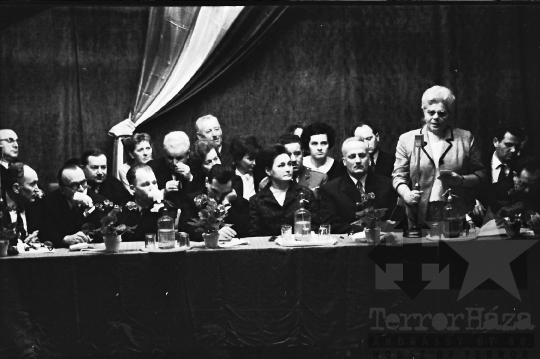 THM-BJ-00615a - Tolna megyei Hazafias Népfront értekezlete az 1960-as években
