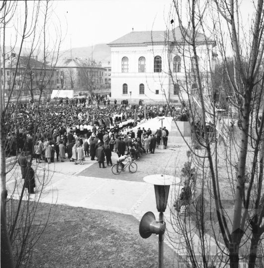 THM-BJ-00744 - Április 4-i ünnepség Szekszárdon az 1970-es években