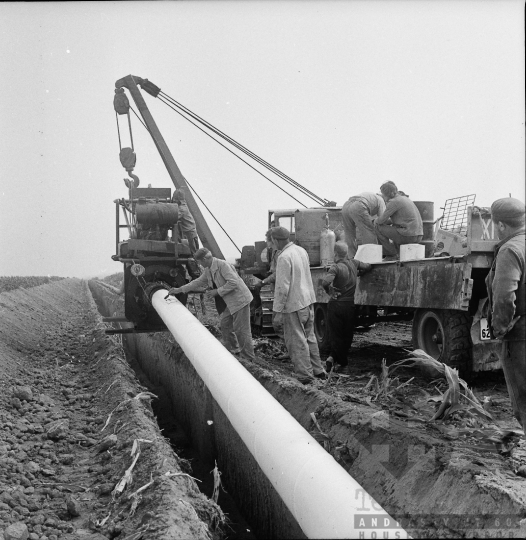 THM-BJ-01074 - Gázvezeték fektetés Dombóvár és Százhalombatta között az 1970-es években 