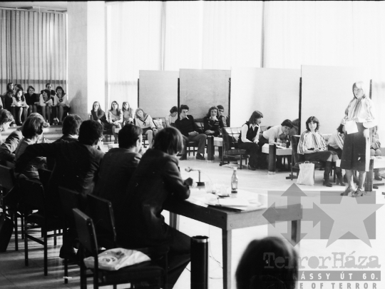 THM-BJ-01914 - Kommunista Ifjúsági Szövetség szervezte Forradalmi Ifjúsági Napok Szekszárdon az 1970-es években 
