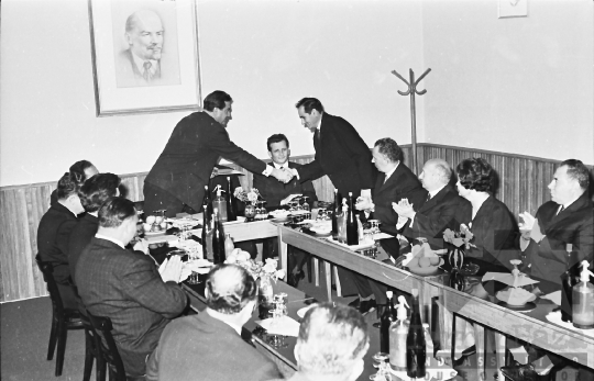 THM-BJ-02982 - A megyei pártbizottság november 7-i rendezvénye Szekszárdon az 1960-as években