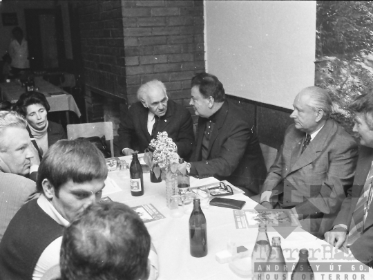 THM-BJ-03045 -  Atléták találkozója Szekszárdon az 1970-es években