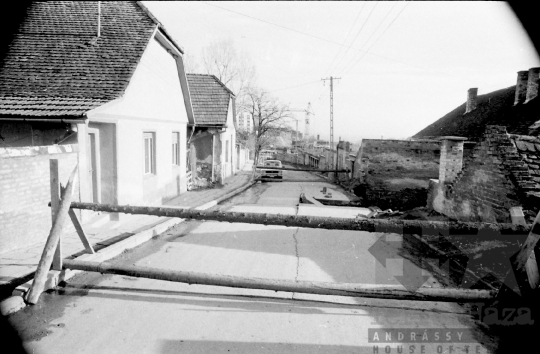THM-BJ-03128 - Szekszárdi utcakép az 1980-as években