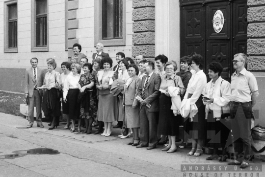 THM-BJ-03311 - Harmincéves érettségi találkozó a szekszárdi Garay János Gimnáziumban az 1980-as években
