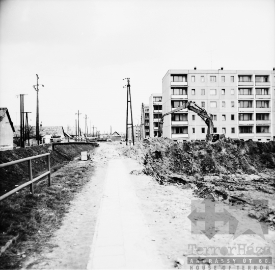 THM-BJ-03379 - Hármas híd környéke a bontás előtt Szekszárdon az 1970-es években