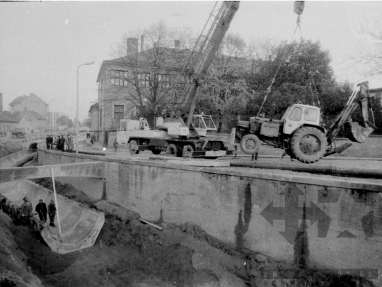THM-BJ-03855 - Szekszárdi-séd betonozása, lefedése az 1970-es években 