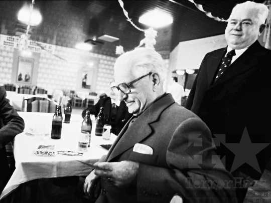 THM-BJ-04320 - Öregfiúk találkozója Szekszárdon az 1980-as években