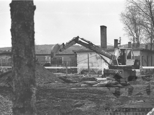 THM-BJ-05198 - BHG üzemcsarnok építése Szekszárdon az 1970-es években 