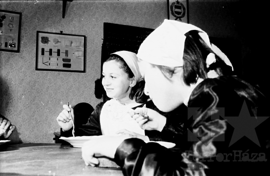 THM-BJ-05987 - Politechnikai oktatás a szekszárdi Béla király téri általános iskolában az 1960-as években