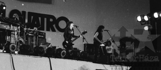 THM-BJ-06078 - Suzi Quatro koncert a Kisstadionban az 1970-es években