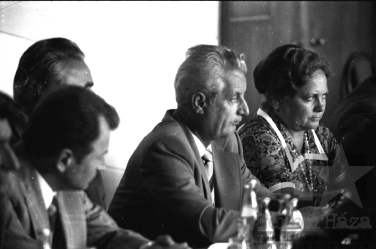THM-BJ-06211 - Termelőszövetkezetek Országos Tanácsának értekezlete a budapesti Gellért Szállóban az 1970-es években 