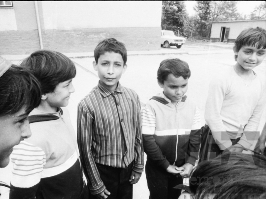 THM-BJ-06610 - Állami gondozott gyerekek a faddi gyermekotthonban az 1980-as években