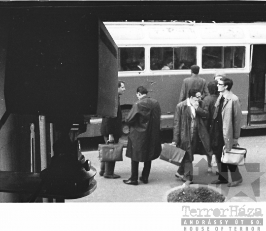 THM-BJ-07374 - Autóbusz-végállomás Szekszárdon az 1960-as években