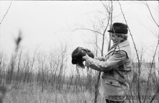 THM-BJ-07518 - Szekszárdi újságírók vadászaton Paks mellett az 1960-as években