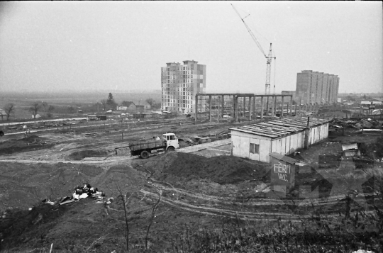 THM-BJ-07812a - Általános iskola építése Szekszárdon az 1980-as években 