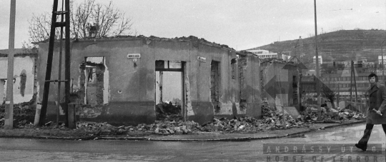 THM-BJ-08608 - Szekszárdi városrész bontás előtt az 1970-es években