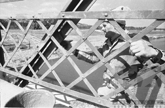 THM-BJ-09482 - Szekszárdi Sió-híd felújítása az 1980-as években