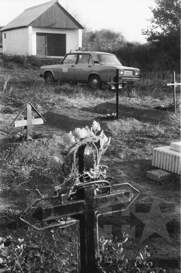 THM-BJ-09523 - Grábóci szociális otthon temetője az 1980-as években