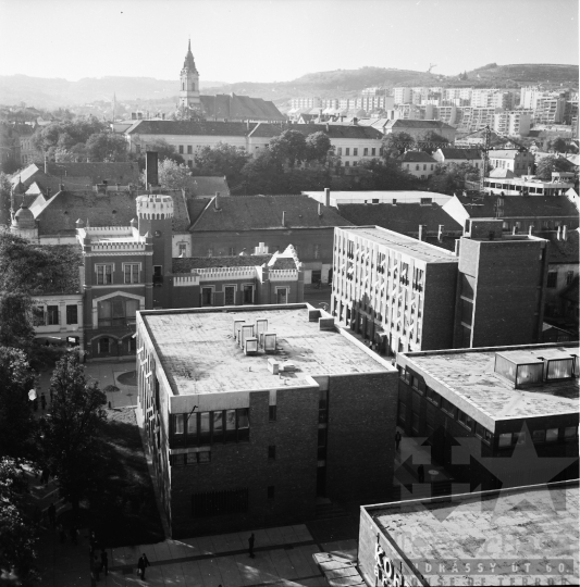 THM-BJ-09974 - Szekszárdi városkép az 1970-es években