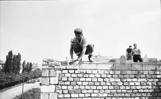 THM-BJ-10023 - Tartsay Vilmos lakótelep építése Szekszárdon az 1960-as években