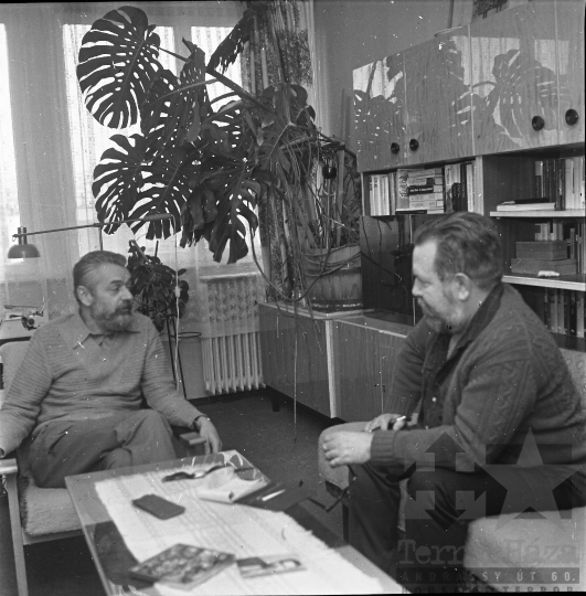 THM-BJ-11060 - Rockenbauer Pál és Ordas Iván újságíró az 1980-as években