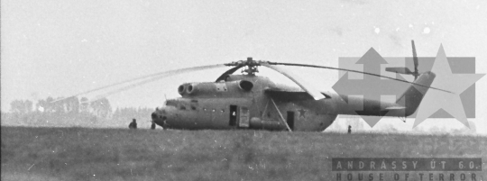 THM-BJ-00100a - Őcsényi repülőnap az 1970-es években 