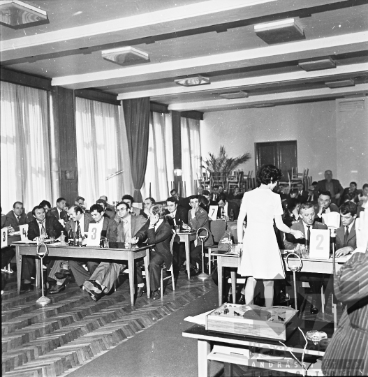 THM-BJ-00180 - Tanácsköztársaság 60. évfordulójára rendezett vetélkedő Szekszárdon az 1970-es években 