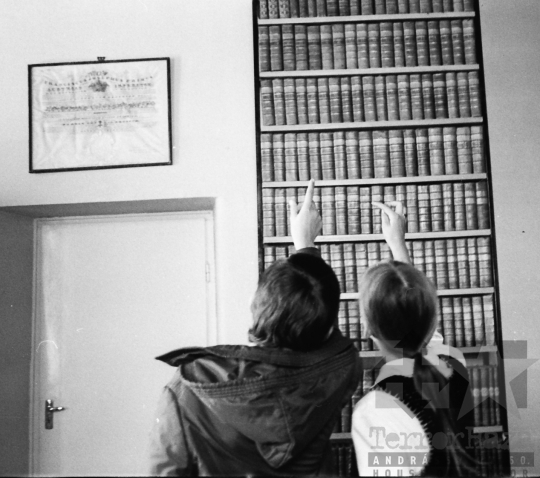 THM-BJ-00390 - Látogatás a Tolna megyei Levéltárban Szekszárdon