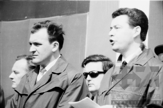 THM-BJ-00571b - Nagygyűlés Szekszárdon az 1960-as években 