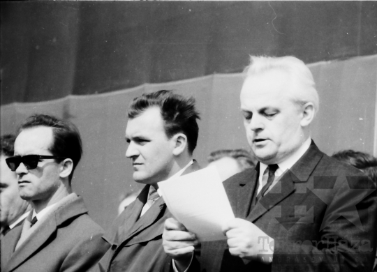 THM-BJ-00572a - Nagygyűlés Szekszárdon az 1960-as években 