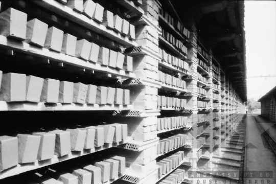 THM-BJ-00844 - Paksi Téglagyár az 1980-as években 