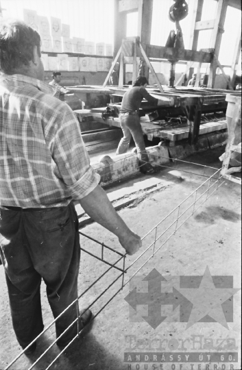 THM-BJ-00857 - Tolna Megyei Állami Építőipari Vállalat panelüzeme Szekszárdon az 1980-as években 