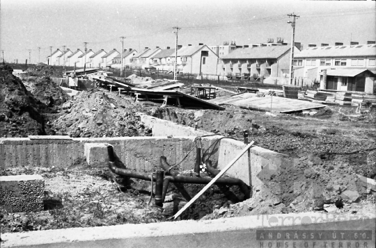THM-BJ-00898a - Fáy András lakótelep építése Bonyhádon az 1980-as években 