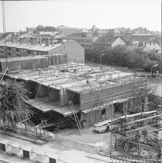 THM-BJ-01014a - Építkezés Szekszárdon az 1970-es években 