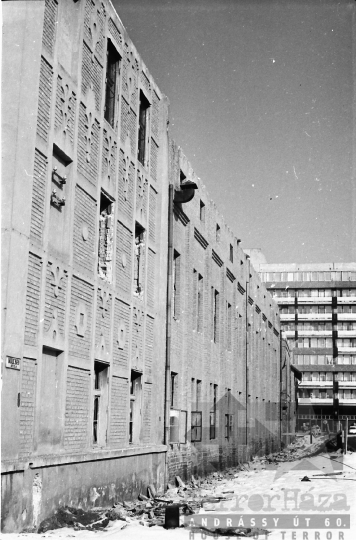 THM-BJ-01027 - Szekszárdi Selyemfonógyár bontása az 1970-es években