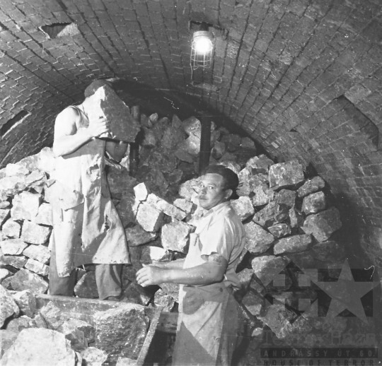 THM-BJ-01149 - Mészkőégetés Tolna megyében az 1970-es években 