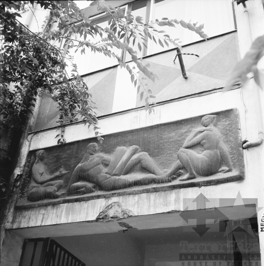 THM-BJ-01289 - Szobor Szekszárdon az 1970-es években