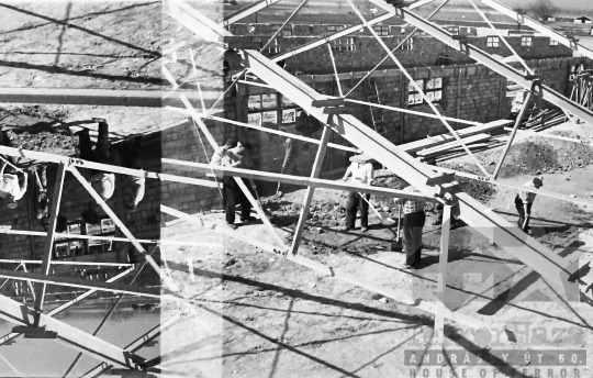 THM-BJ-01484 - Bátai baromfitelep építése az 1960-as években 