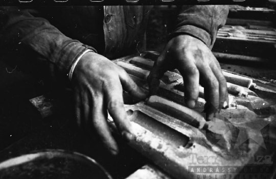 THM-BJ-01547 - Gépállomás-szerelőműhely Gyönkön az 1960-as években 