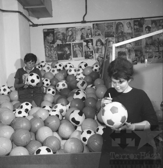 THM-BJ-01583 - Simontornyai Bőrgyár az 1960-as években 