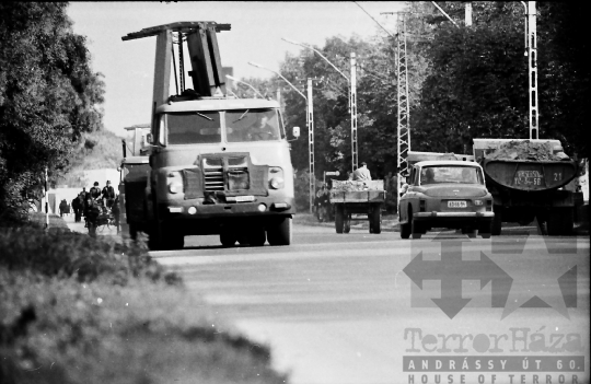 THM-BJ-01803 - Gépjárműforgalom Szekszárdon az 1960-as években