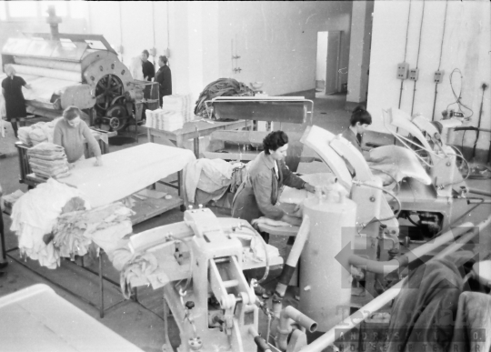 THM-BJ-01860 - Patyolat Vállalat Szekszárdon az 1960-as években 
