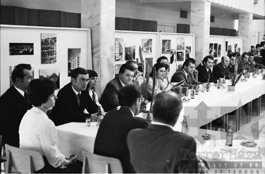 THM-BJ-01922 - Decsi Háziipari Szövetkezet közgyűlése az 1970-es években