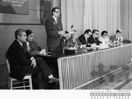 THM-BJ-01942a - Műszaki és Természettudományi Egyesületek Szövetségének közgyűlése Szekszárdon az 1970-es években