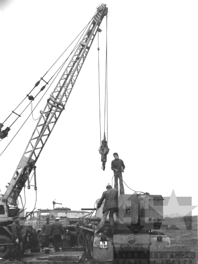 THM-BJ-02049 - Szekszárdi felüljáró híd építése az 1970-es években 