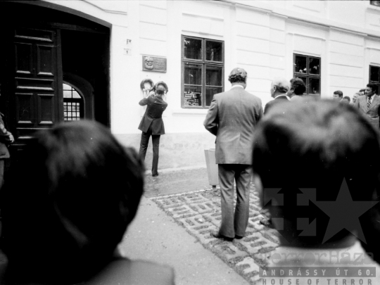 THM-BJ-02134 - Tormay Béla-emléktábla avatása Szekszárdon az 1980-as években