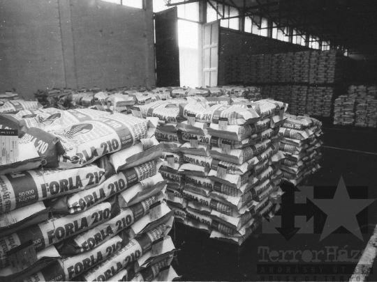THM-BJ-02215 - Hibridkukorica-termelés a Dalmandi Állami Gazdaságban az 1980-as években 