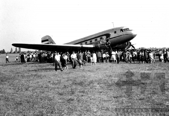 THM-BJ-02337 - Őcsényi repülőnap az 1960-as években 