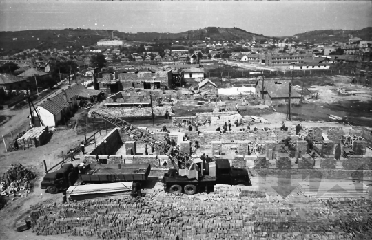 THM-BJ-02379 - A Tartsay Vilmos lakótelep építése Szekszárdon az 1960-as években 